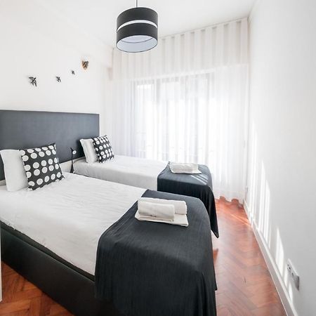 Central Family And Executive Apartment リスボン エクステリア 写真