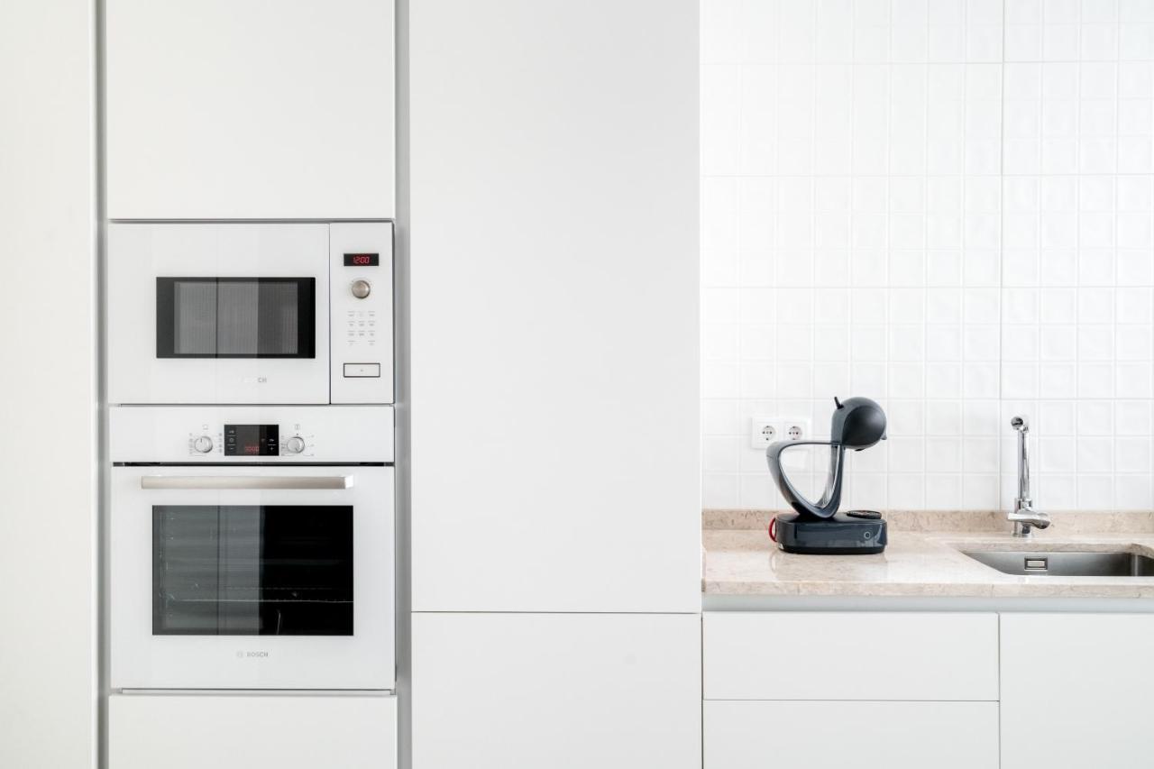 Central Family And Executive Apartment リスボン エクステリア 写真