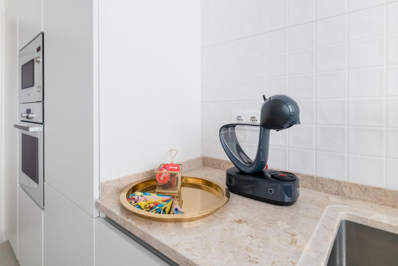 Central Family And Executive Apartment リスボン エクステリア 写真