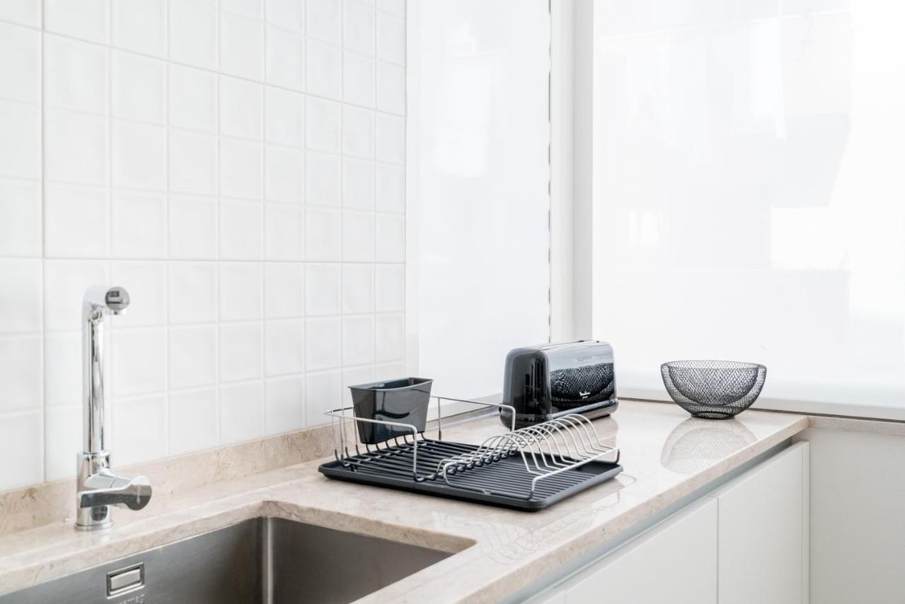 Central Family And Executive Apartment リスボン エクステリア 写真