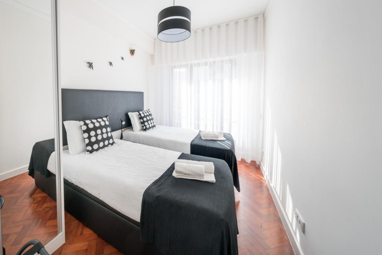 Central Family And Executive Apartment リスボン エクステリア 写真